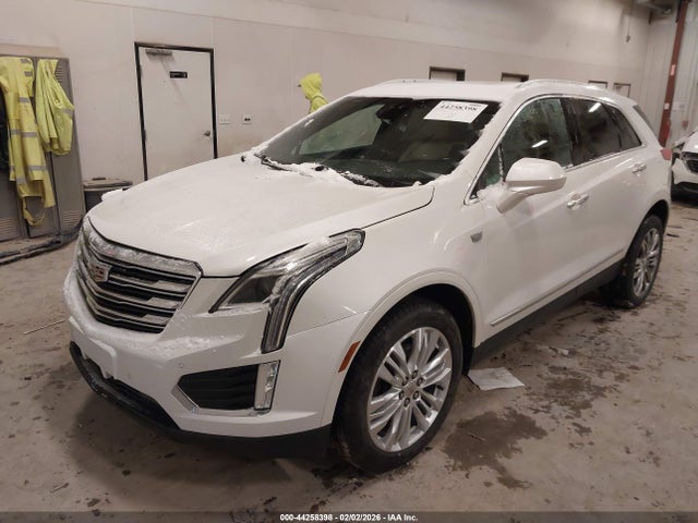 2018 CADILLAC XT5 1GYKNFRS1JZ212902 Photo 1