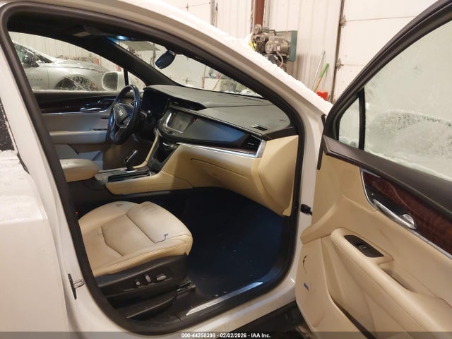 2018 CADILLAC XT5 1GYKNFRS1JZ212902 Photo 4