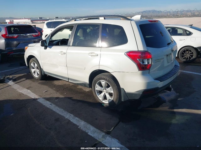 Subaru Forester 2.5i Premium 2016 JF2SJADC7GH416043 Image 3