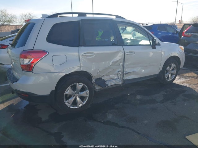 Subaru Forester 2.5i Premium 2016 JF2SJADC7GH416043 Image 6