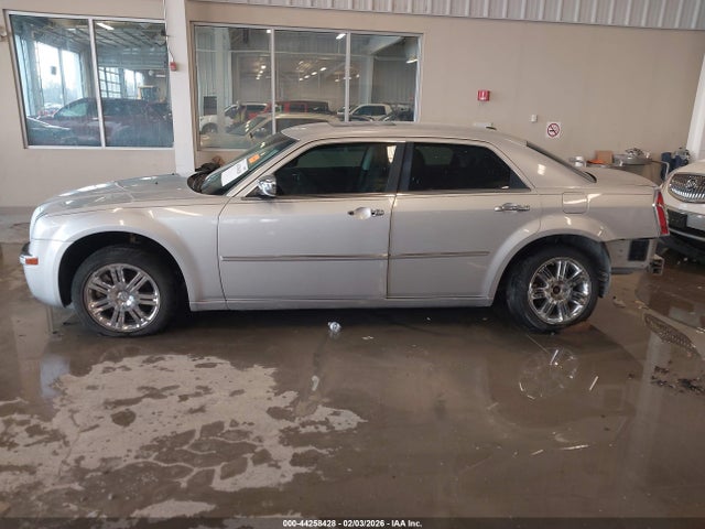Aukcja sprzedaży 2010 Chrysler 300 Limited, vin: 2C3CK3CV0AH110970, numer aukcji: 44258428