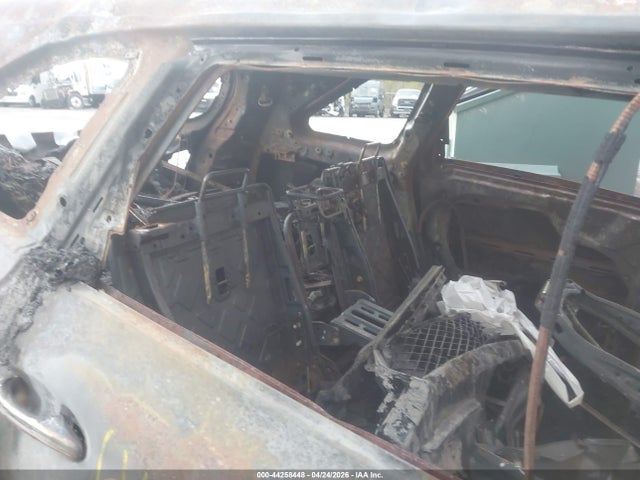 44258448 :رقم المزاد ، 5XYPGDA38KG509647 vin ، 2019 Kia Sorento 2.4l Lx مزاد بيع