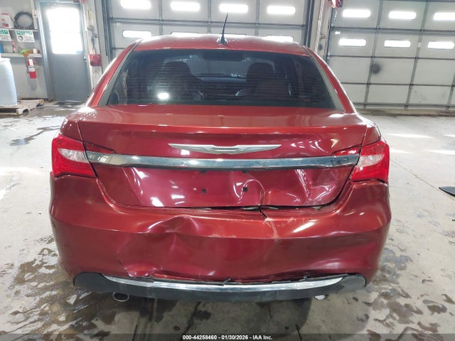 Chrysler 200 Limited 2014 1C3CCBCG1EN151923 Image 16