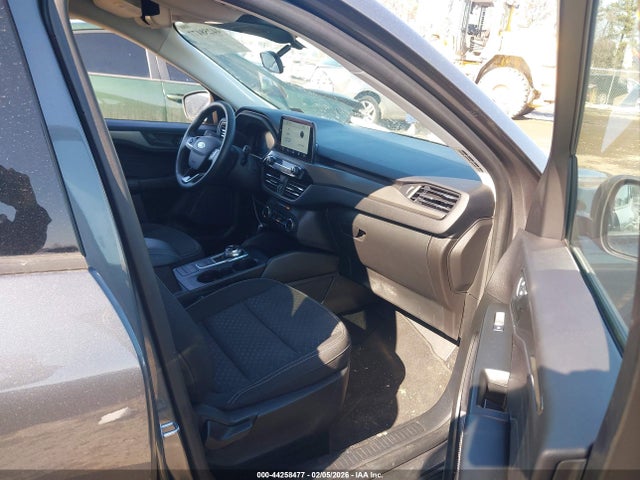 1FMCU0GN5PUA25266 Ford Escape Active
