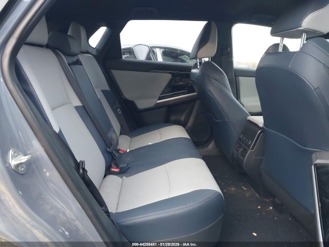 Subaru Solterra Limited 2024 JTMABABA9RA081260 Image 8