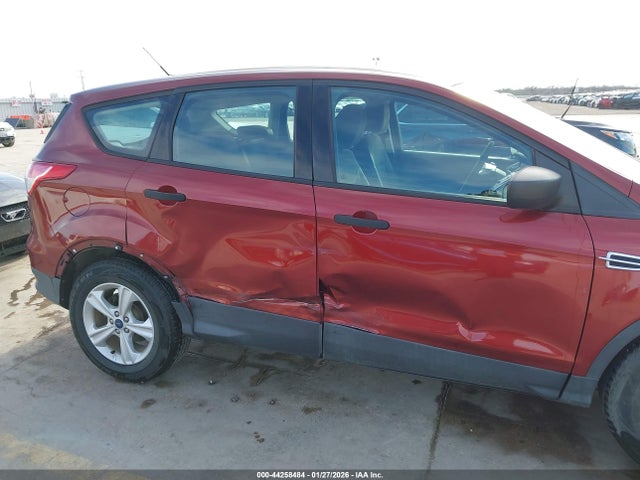1FMCU0F74FUA51701 Ford ESCAPE S