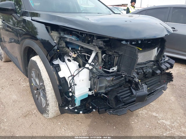 5N1BT3BA5TC758826 Nissan ROGUE SV