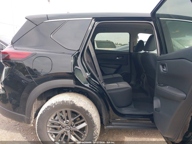 5N1BT3BA5TC758826 Nissan ROGUE SV