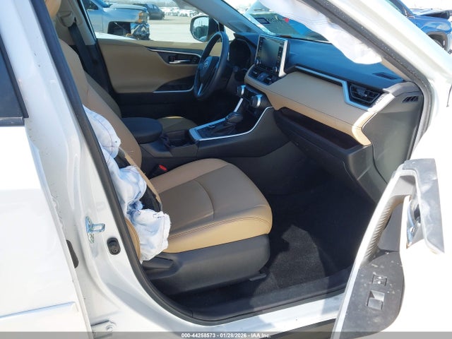 2021 TOYOTA RAV4 HYBRID 2T3D6RFV1MW015518 Photo 4