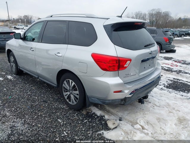 5N1DR2MM6HC639215 Nissan Pathfinder S