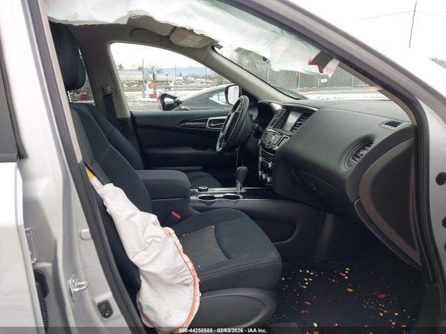 5N1DR2MM6HC639215 Nissan Pathfinder S