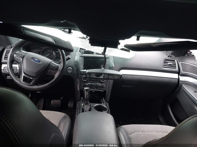 1FM5K7DH9HGD12776 Ford EXPLORER XLT