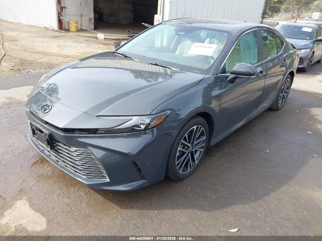 Toyota CAMRY XLE 2025 4T1DAACK3SU196122 Image 2