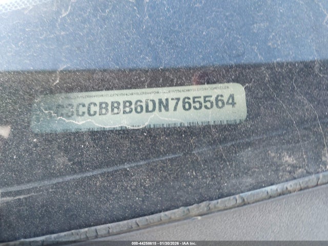 44258615 :رقم المزاد ، 1C3CCBBB6DN765564 vin ، 2013 Chrysler 200 Touring مزاد بيع