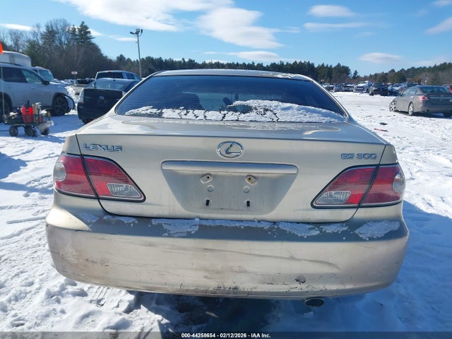 44258654 :رقم المزاد ، JTHBF30GX30107565 vin ، 2003 Lexus Es 300 مزاد بيع
