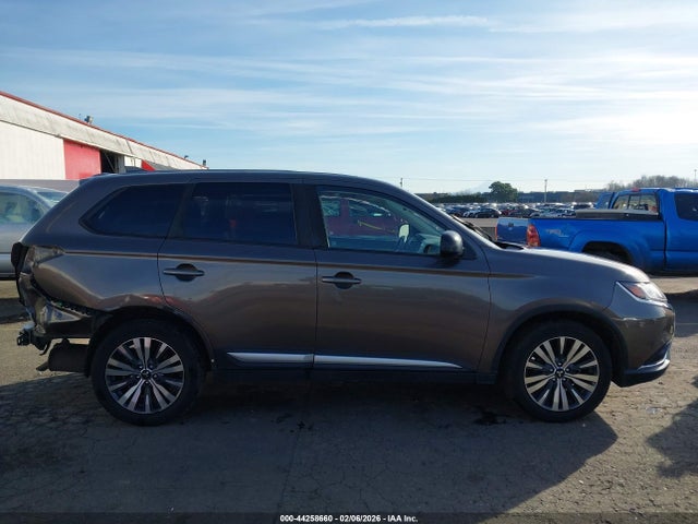 Продаж на аукціоні авто 2020 Mitsubishi Outlander Es 2.4, vin: JA4AD2A38LZ037482, номер лоту: 44258660