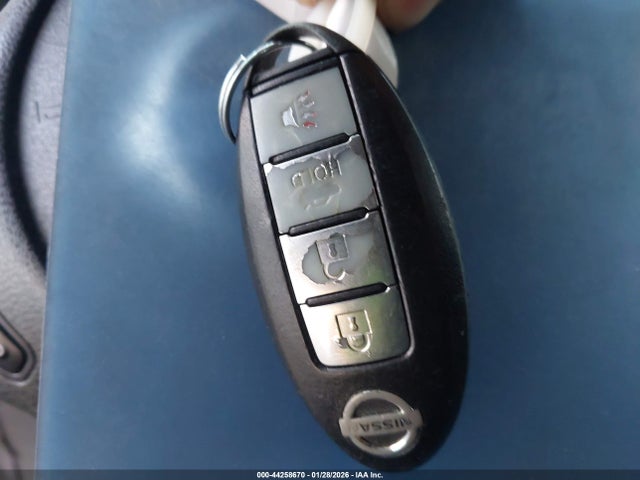 3N1AB7AP9HY294831 Nissan SENTRA SV