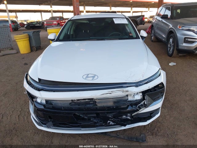 KMHL24JA6SA492631 Hyundai SONATA SE