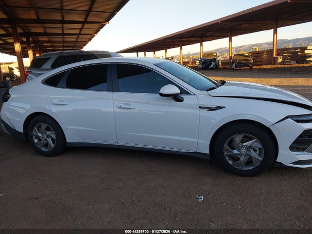 KMHL24JA6SA492631 Hyundai SONATA SE