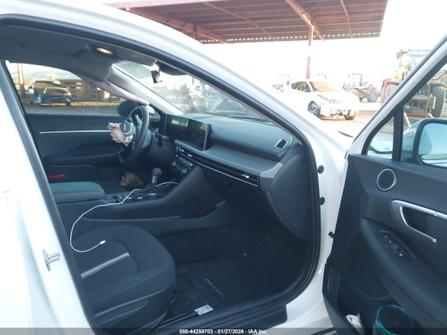 KMHL24JA6SA492631 Hyundai SONATA SE