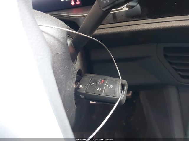 2023 VOLKSWAGEN JETTA 3VWBM7BU0PM010215 Photo 10
