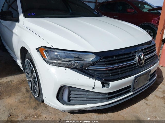 2023 VOLKSWAGEN JETTA 3VWBM7BU0PM010215 Photo 5