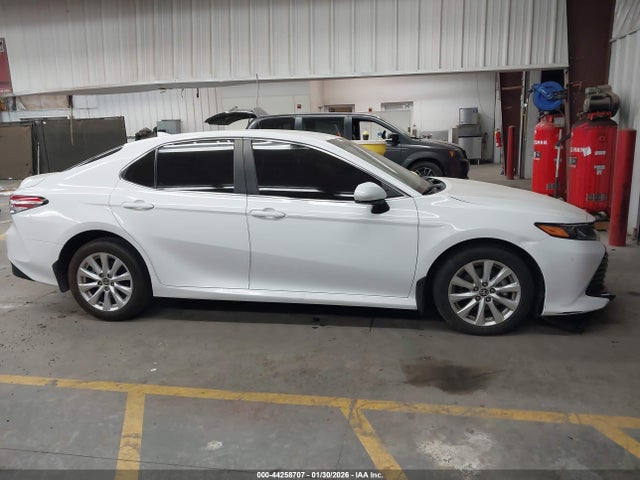 4T1C11AKXLU960872 Toyota CAMRY LE