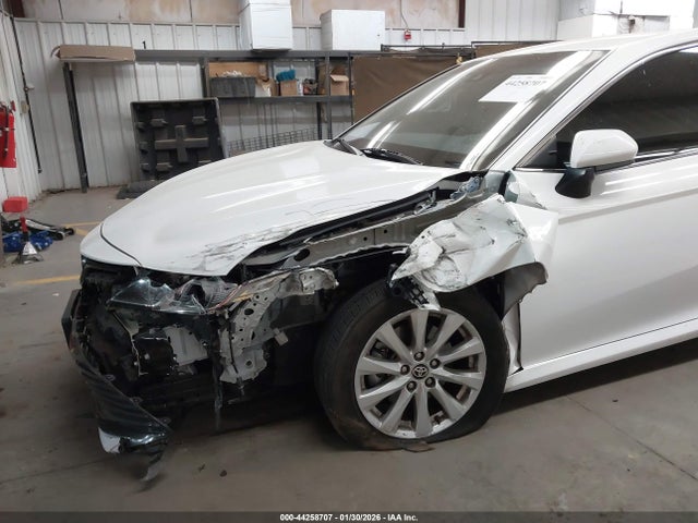 4T1C11AKXLU960872 Toyota CAMRY LE