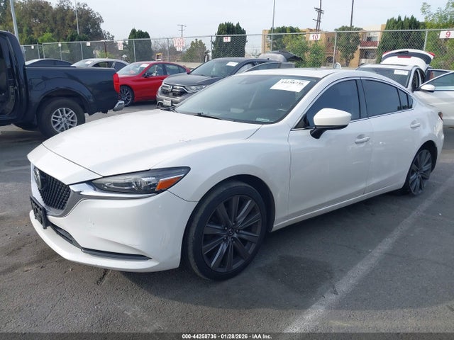Mazda Mazda6 Touring 2018 JM1GL1VM5J1322068 Image 2