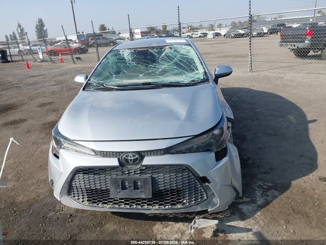 JTDEPMAE5NJ201431 Toyota COROLLA LE