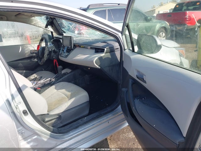 JTDEPMAE5NJ201431 Toyota COROLLA LE