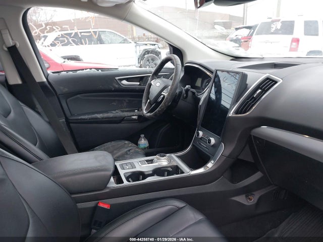 2021 FORD EDGE 2FMPK4K93MBA58356 Photo 4