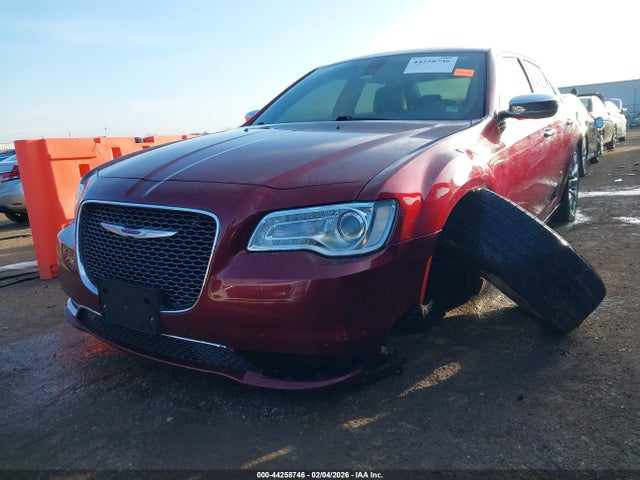 44258746 :رقم المزاد ، 2C3CCAEG8KH697940 vin ، 2019 Chrysler 300 Limited مزاد بيع