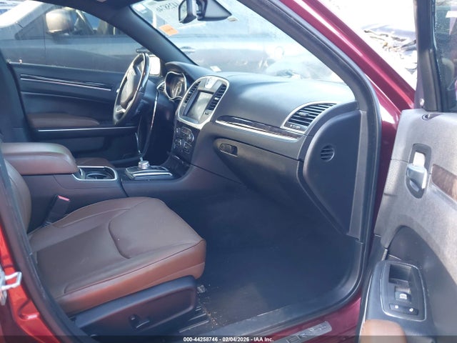 44258746 :رقم المزاد ، 2C3CCAEG8KH697940 vin ، 2019 Chrysler 300 Limited مزاد بيع