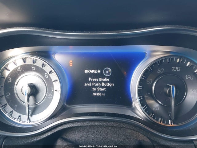 44258746 :رقم المزاد ، 2C3CCAEG8KH697940 vin ، 2019 Chrysler 300 Limited مزاد بيع