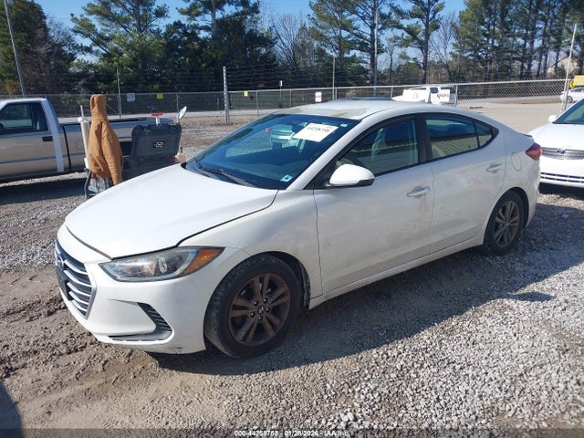 5NPD84LF0JH302278 Hyundai ELANTRA SEL