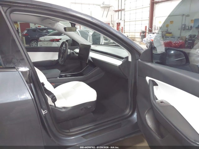 Aukcja sprzedaży 2020 Tesla Model Y Long Range Dual Motor All-wheel Drive/performance Dual Motor All-wheel Drive, vin: 5YJYGDEF0LF034402, numer aukcji: 44258763