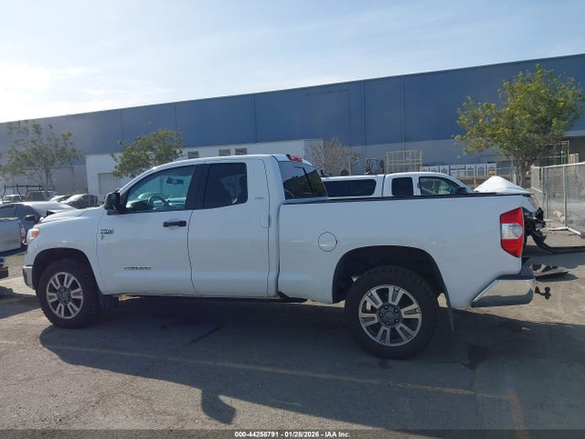 5TFUY5F14GX549287 Toyota Tundra Sr5 5.7l V8