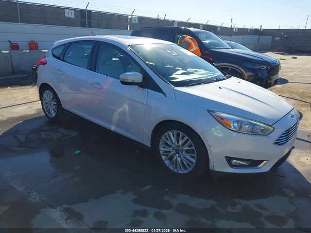 1FADP3N22HL310370 Ford Focus Titanium