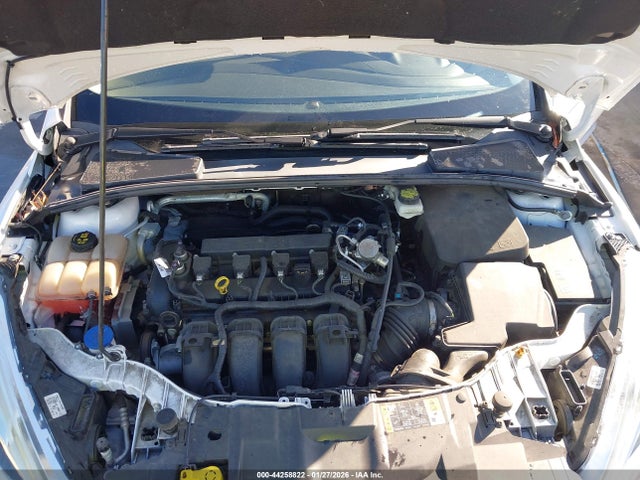 1FADP3N22HL310370 Ford Focus Titanium
