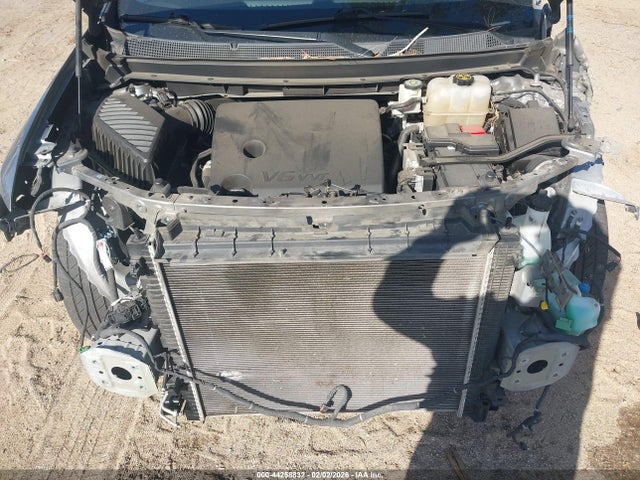 1GNERFKW0KJ177555 Chevrolet Traverse Ls