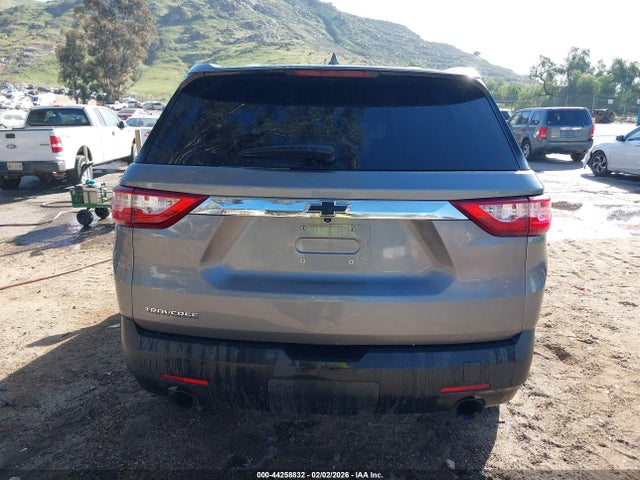 1GNERFKW0KJ177555 Chevrolet Traverse Ls