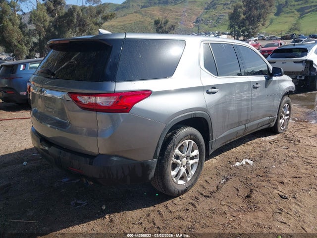 1GNERFKW0KJ177555 Chevrolet Traverse Ls