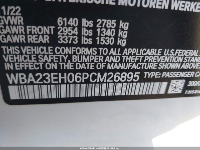 2023 BMW 740 WBA23EH06PCM26895 Photo 8