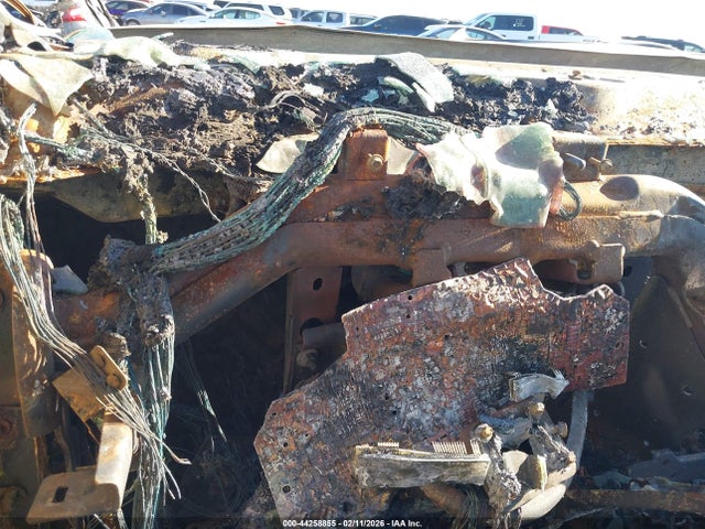 44258855 :رقم المزاد ، 1GTR2TE37BZ273179 vin ، 2011 Gmc Sierra 1500 Work Truck مزاد بيع