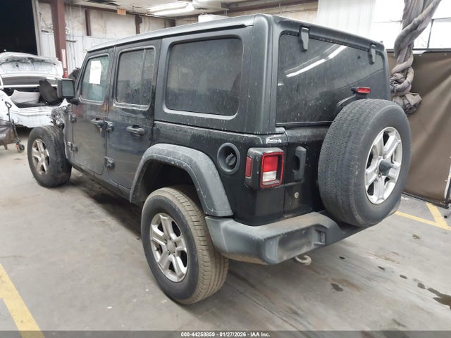 1C4HJXDN9LW113879 Jeep Wrangler Unlimited Sport S 4x4