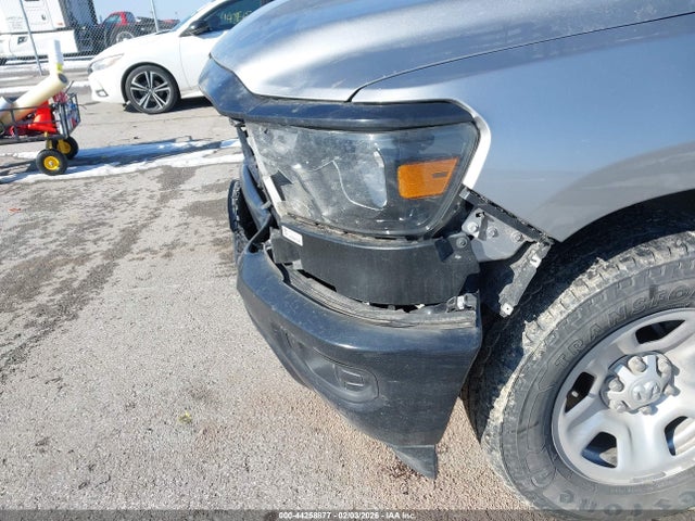 1C6RRFCG4PN579667 RAM 1500 Tradesman 4x4 6&#039;4 Box