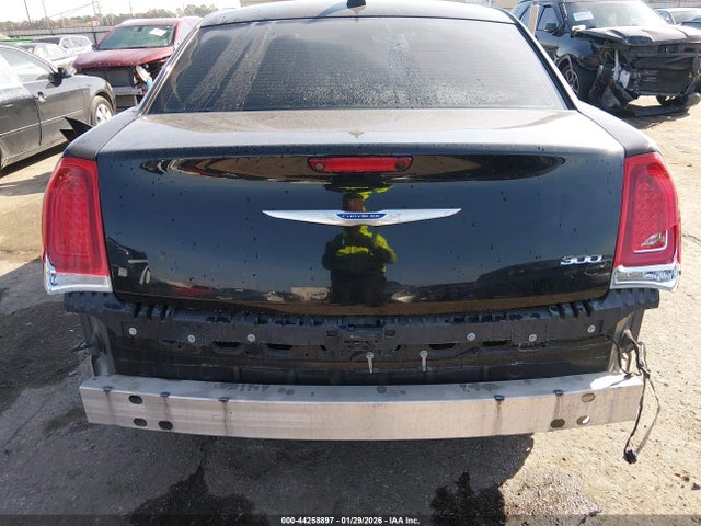 Продаж на аукціоні авто 2018 Chrysler 300 Touring L, vin: 2C3CCAAG3JH342047, номер лоту: 44258897