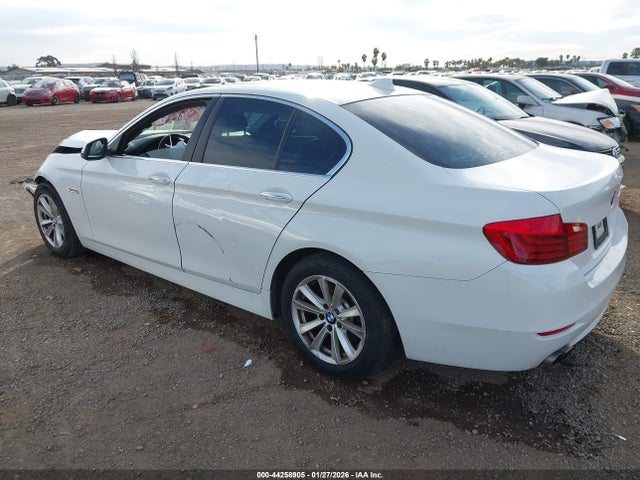 BMW 528I 2014 WBA5A5C50ED511860 Image 3