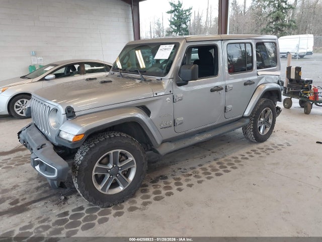 1C4HJXEG3KW596767 Jeep Wrangler Unlimited Sahara